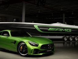 Mercedes представил 3000-сильный катер