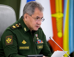 Шойгу ответил Фэллону, призвавшему Россию не "совать лапы в Ливию"