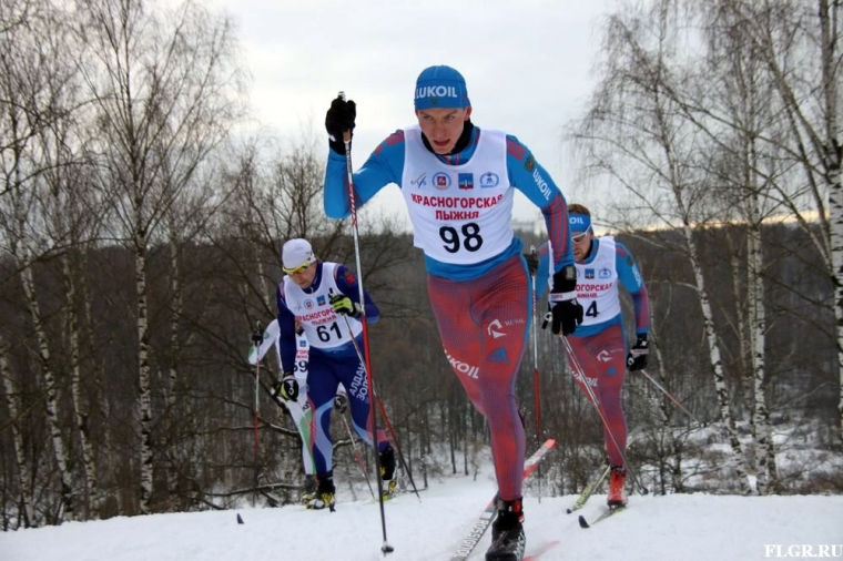 Брянский лыжник Александр Большунов почти завоевал победу