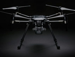 В DJI разработали всепогодный дрон