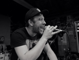 Андрей Суравцов: от Lay'sов до "Суровый Band"