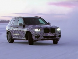 BMW опубликовала первые изображения X3 нового поколения