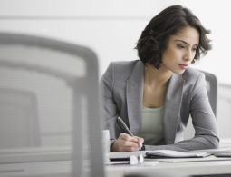 Sincerely yours… или как правильно заканчивать деловые письма