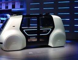 Volkswagen представил полностью автономный электрокар