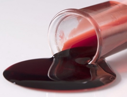 Биологи научились находить опухоль в теле по капле крови