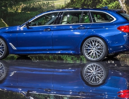 Новая BMW 5-Series стала универсалом