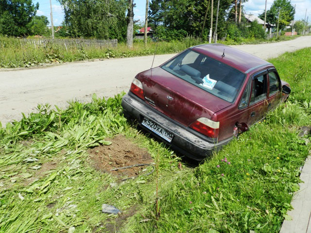 На автодороге Брянск-Смоленск водитель 
