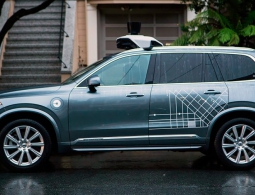 Компании Uber разрешили испытания беспилотников в Калифорнии