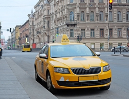 Петербургский таксист потребовал у туриста 16 тысяч рублей за 20 минут пути