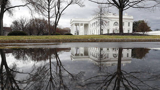 В Вашингтоне задержали неизвестного, пытавшегося проникнуть в Белый дом