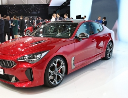 200 сил и больше: Kia Stinger GT в цифрах
