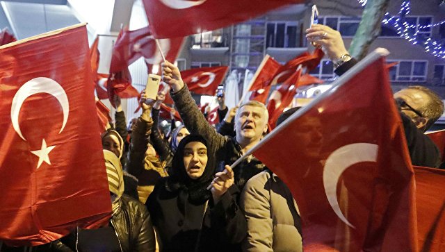 Нидерланды объявили турецкого министра 