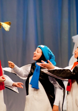 У КОВЧЕГА В ВОСЕМЬ