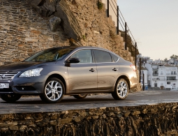 Nissan приостановил производство седанов Sentra в России