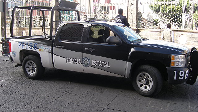 В Мексике разоружили и задержали для разбирательств полицию целого города