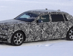 Новый Rolls-Royce Phantom получит удлиненную версию