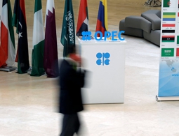 Слишком много нефти: страны ОПЕК планируют дальнейшее сокращение добычи
