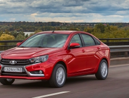 АвтоВАЗ поднял цены на модели Lada