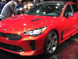 Kia представила свой самый быстрый автомобиль