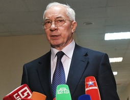 Азаров допустил создание правительства Украины в изгнании