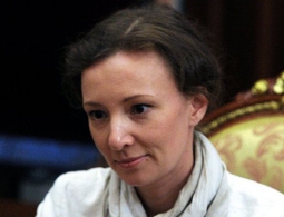 Кузнецова прокомментировала предложение о запрете соцсетей детям до 14 лет