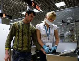 Плати и женись. Фиктивные браки мигрантов с россиянами на пике моды