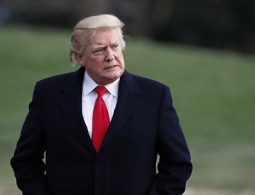 CNN обвинил помощников Трампа в "координации с РФ" по компромату на Клинтон