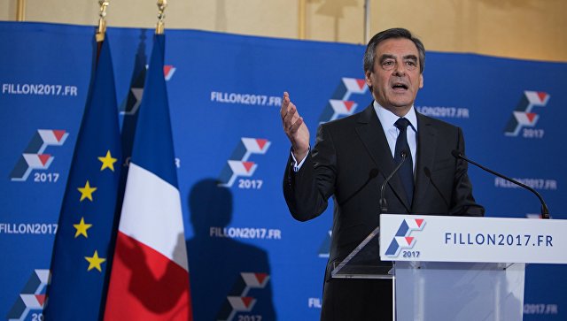 Фийон призвал начать расследование против президента Франции Олланда