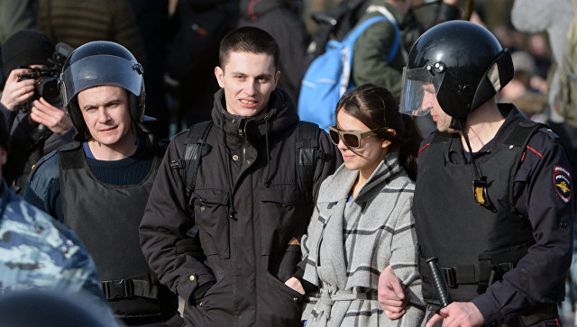 В Москве на несанкционированной акции задержали порядка 500 человек