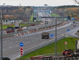 На российских дорогах появилось покрытие против колеи