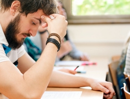 Россияне хотят видеть детей врачами, военнослужащими и юристами