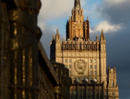 МИД в шутку предложил "услуги российских хакеров"