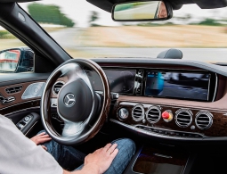 Daimler совместно с Bosch займется разработкой беспилотных автомобилей
