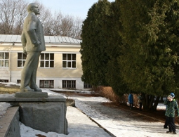 Воссоздать советский Хогвартс: родители борются за школу в Горках Ленинских