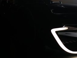 Компания Renault анонсировала презентацию суперкара будущего