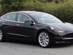 Дизайн нового электрокара Tesla Model 3 рассекретили до премьеры