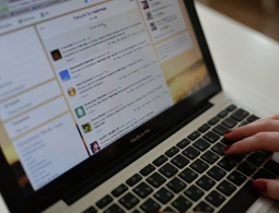 Россиян предлагают лишить возможности использовать соцсети в рабочее время