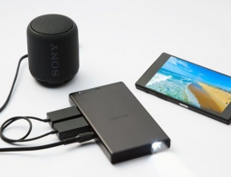 #CES 2018 | Sony представила мобильный проектор размером со смартфон