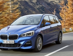 BMW 2-Series Active Tourer обновился и получил «робот»
