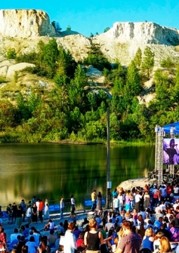 Музыка мира в Белом колодце