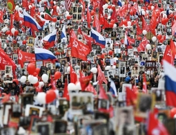 "Почта России" напечатает фотографии для участников "Бессмертного полка"