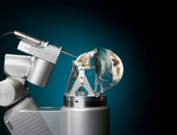 RoBoSculpt: первый робот-хирург, который может сделать трепанацию черепа