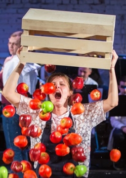 Урожай | Московский Губернский театр