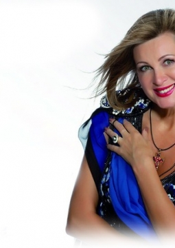 Вика Цыганова