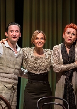 Ваня и Соня и Маша и Гвоздь | Театр Сатирикон