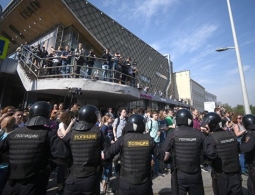 В Госдуму внесли проект о наказании за вовлечение детей в незаконные акции