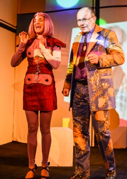 УЧИЛКА ИЗ БУДУЩЕГО