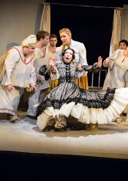 КРЕПОСТНАЯ ЛЮБОВЬ