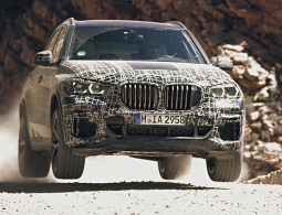 Новый BMW X5 показали на видео