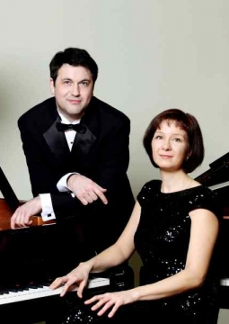 Фортепианный дуэт: И. Силиванова, М. Пурыжинский